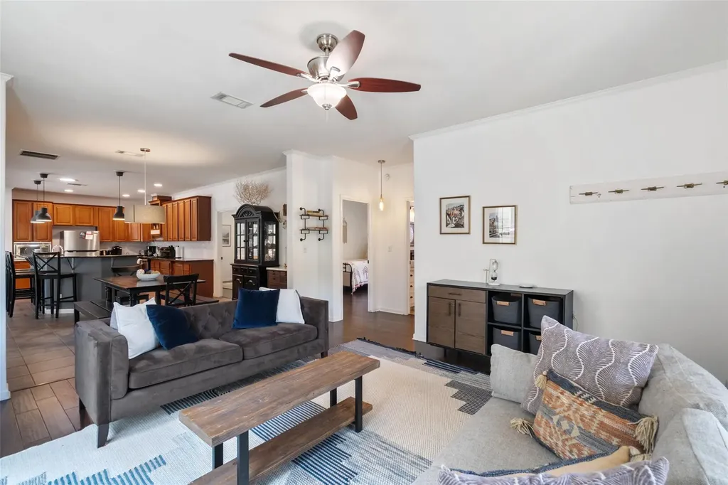 415 Angel Fire Road Dripping Springs TX 78620