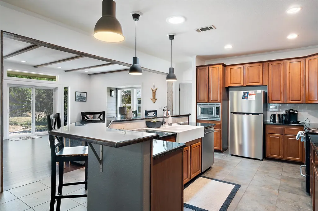 415 Angel Fire Road Dripping Springs TX 78620