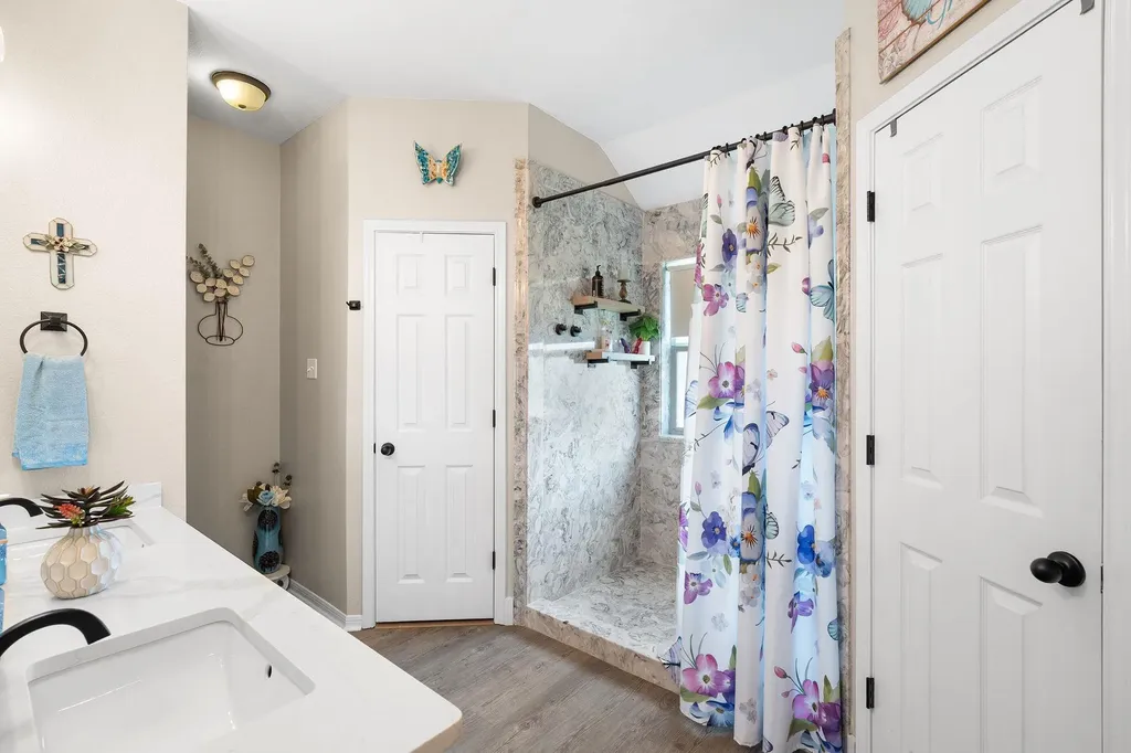 1006 Lonestar Drive Kempner TX 76539