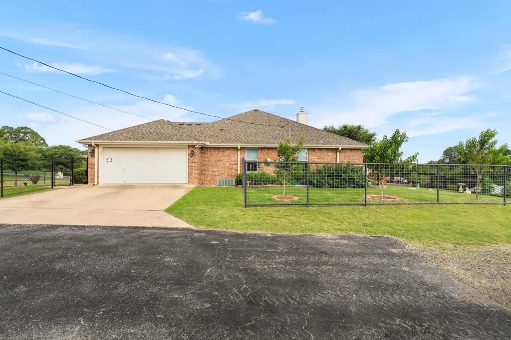 1006 Lonestar Drive Kempner TX 76539