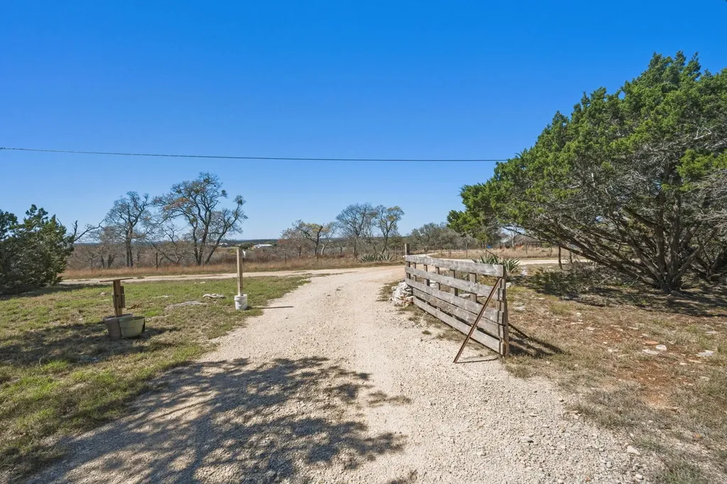 1301 Altwein Road Blanco TX 78606