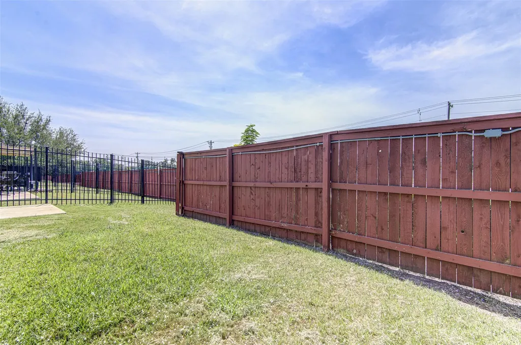1407 Airedale Road Austin TX 78748