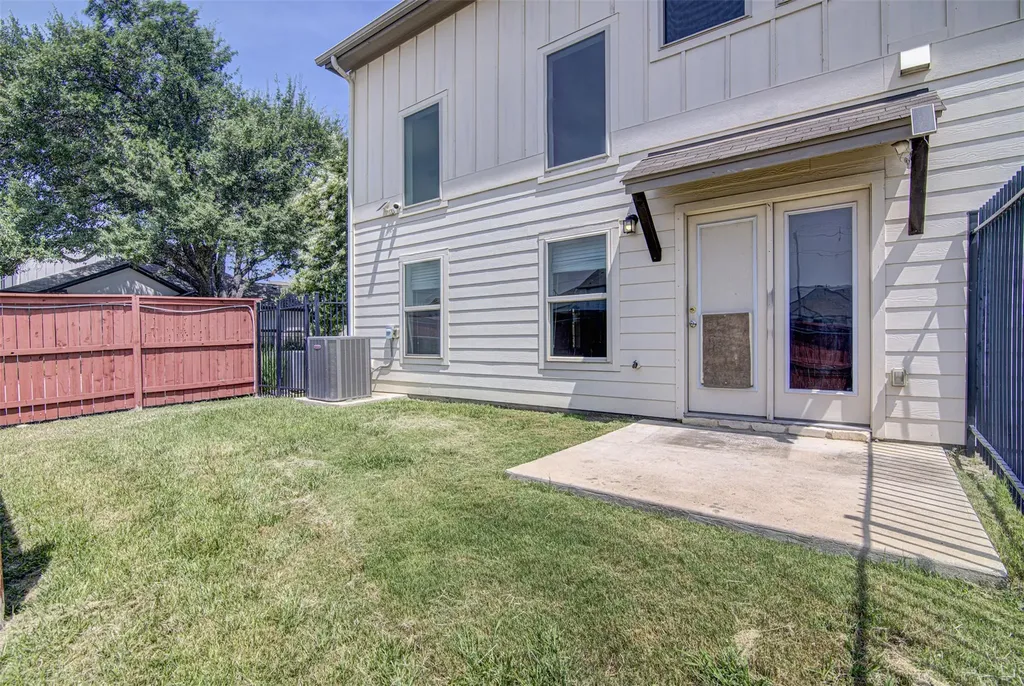 1407 Airedale Road Austin TX 78748