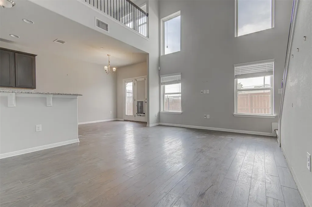 1407 Airedale Road Austin TX 78748