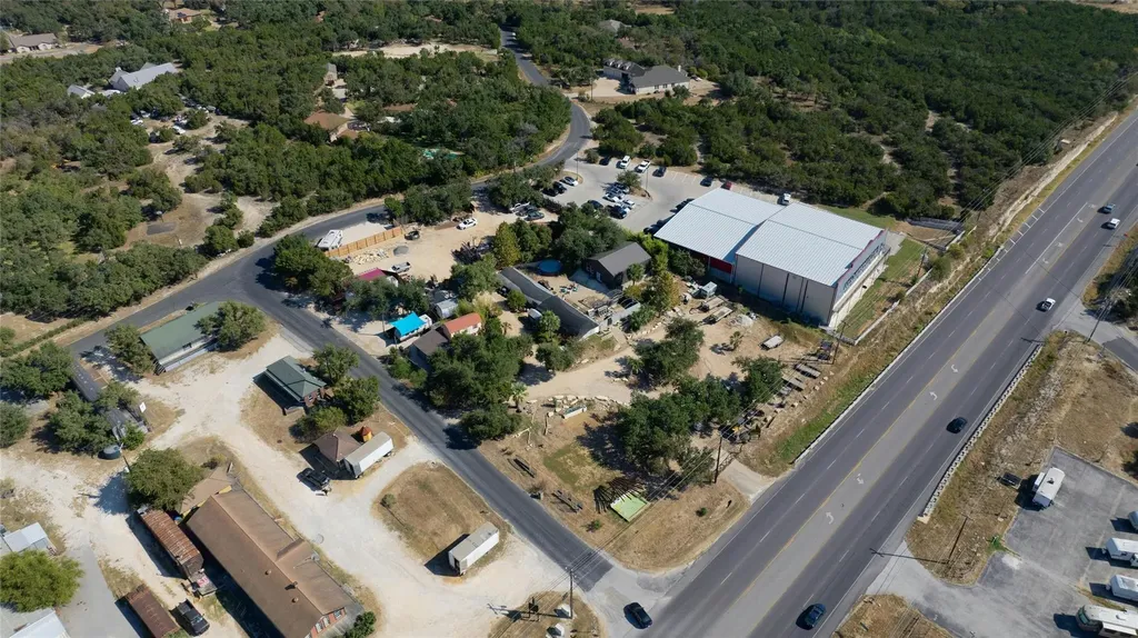 9114 290 W Highway Austin TX 78736