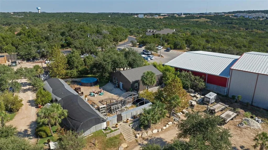 9114 290 W Highway Austin TX 78736
