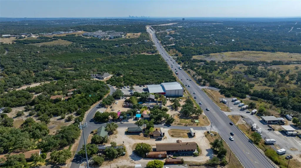 9114 290 W Highway Austin TX 78736