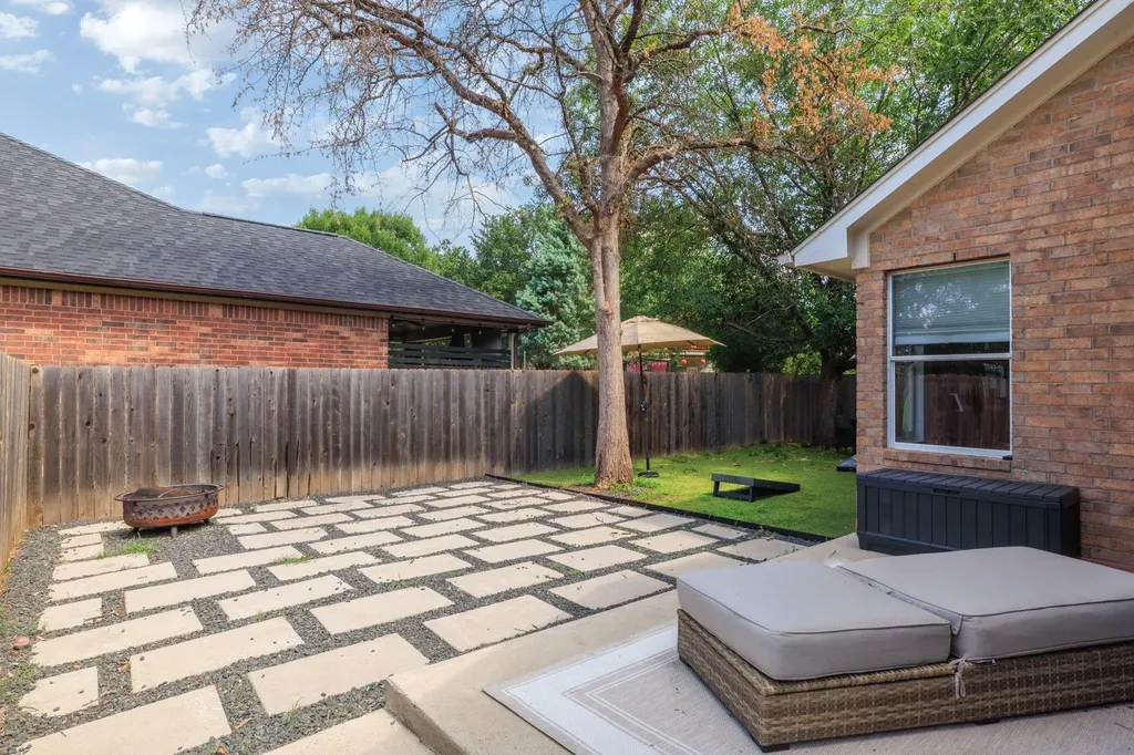 2425 National Park Boulevard Austin TX 78747