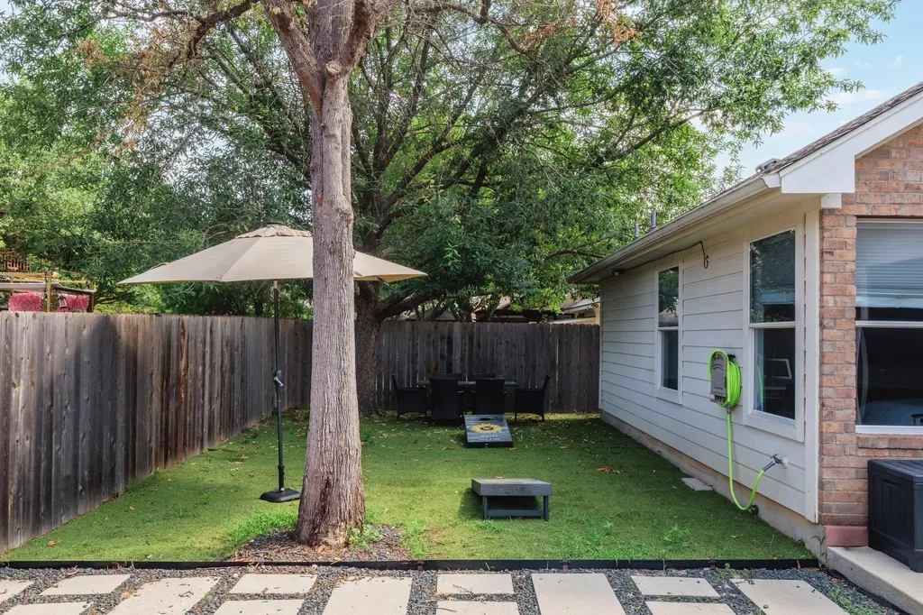 2425 National Park Boulevard Austin TX 78747