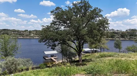 1015-1017 Lake Shore Lot 72&73 Drive Spicewood TX 78669
