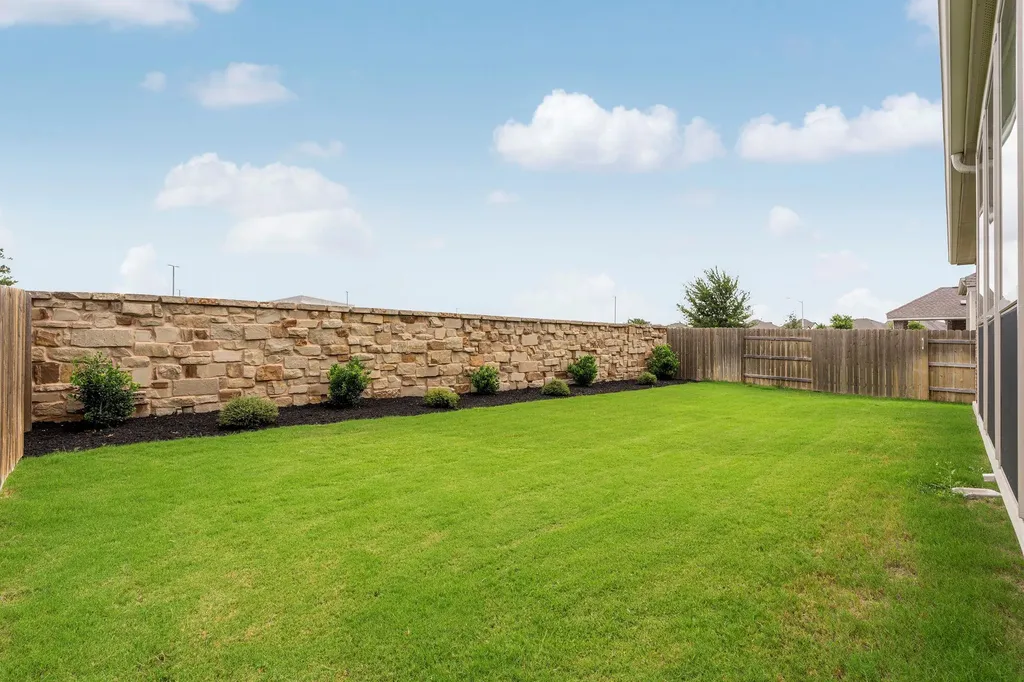 1144 Cathedral Oaks Drive Leander TX 78641
