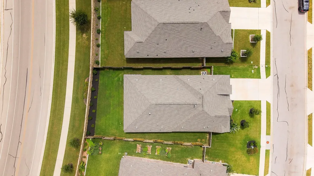1144 Cathedral Oaks Drive Leander TX 78641