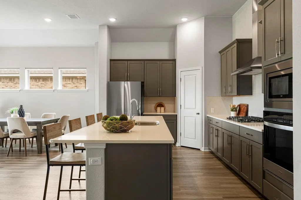 1144 Cathedral Oaks Drive Leander TX 78641