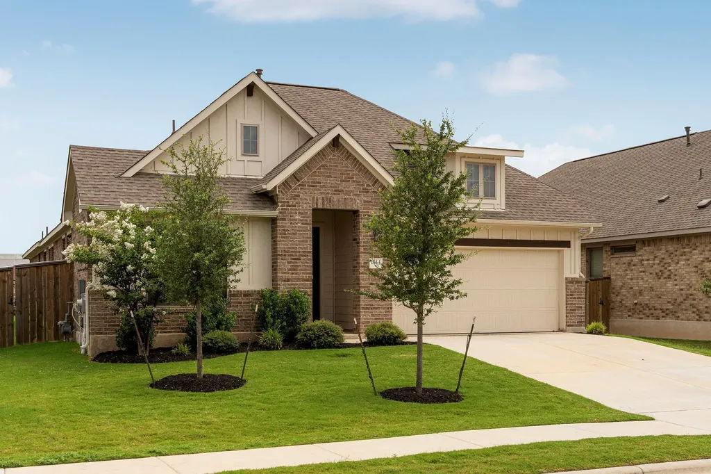 1144 Cathedral Oaks Drive Leander TX 78641