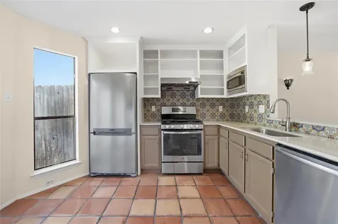1411 Gracy Farms Lane Austin TX 78758