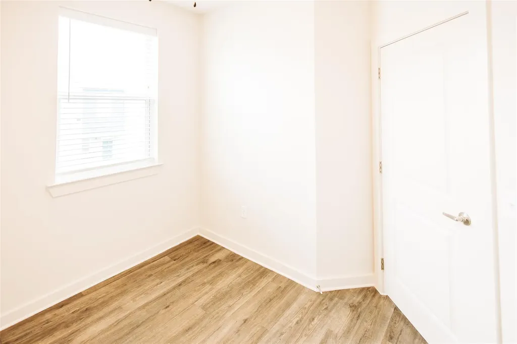 7051 Meadow Lake Boulevard Austin TX 78744