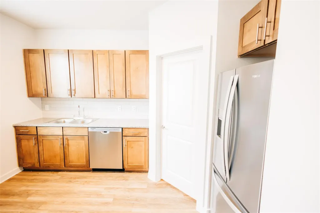 7051 Meadow Lake Boulevard Austin TX 78744