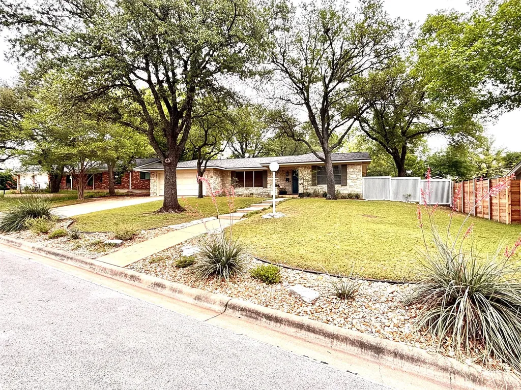 7505 Greenhaven Drive Austin TX 78757