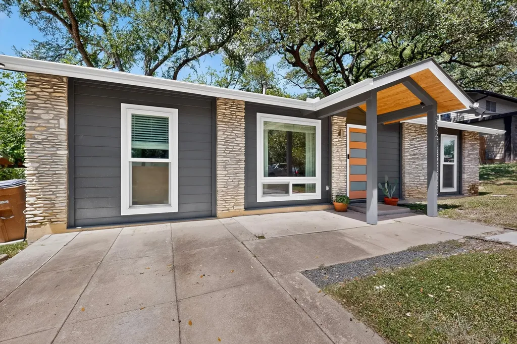 302 Rowland Drive Austin TX 78745