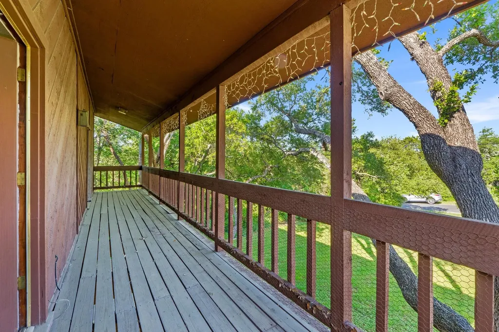 103 S Laurelwood Drive S Austin TX 78733