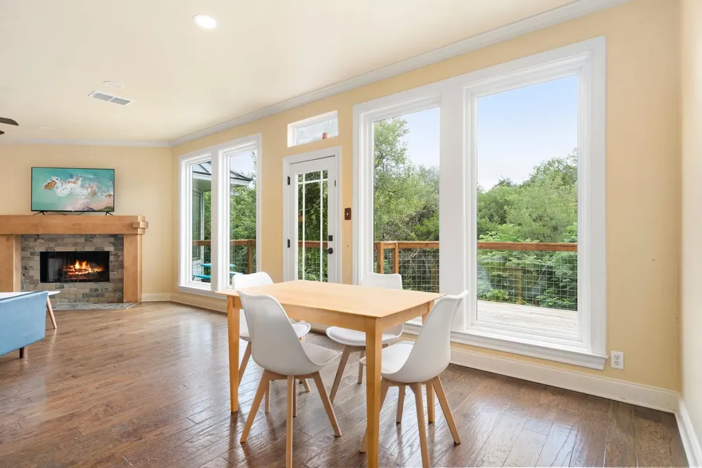 2716 Bartons Bluff Lane Austin TX 78746