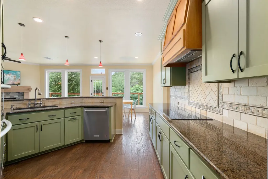 2716 Bartons Bluff Lane Austin TX 78746
