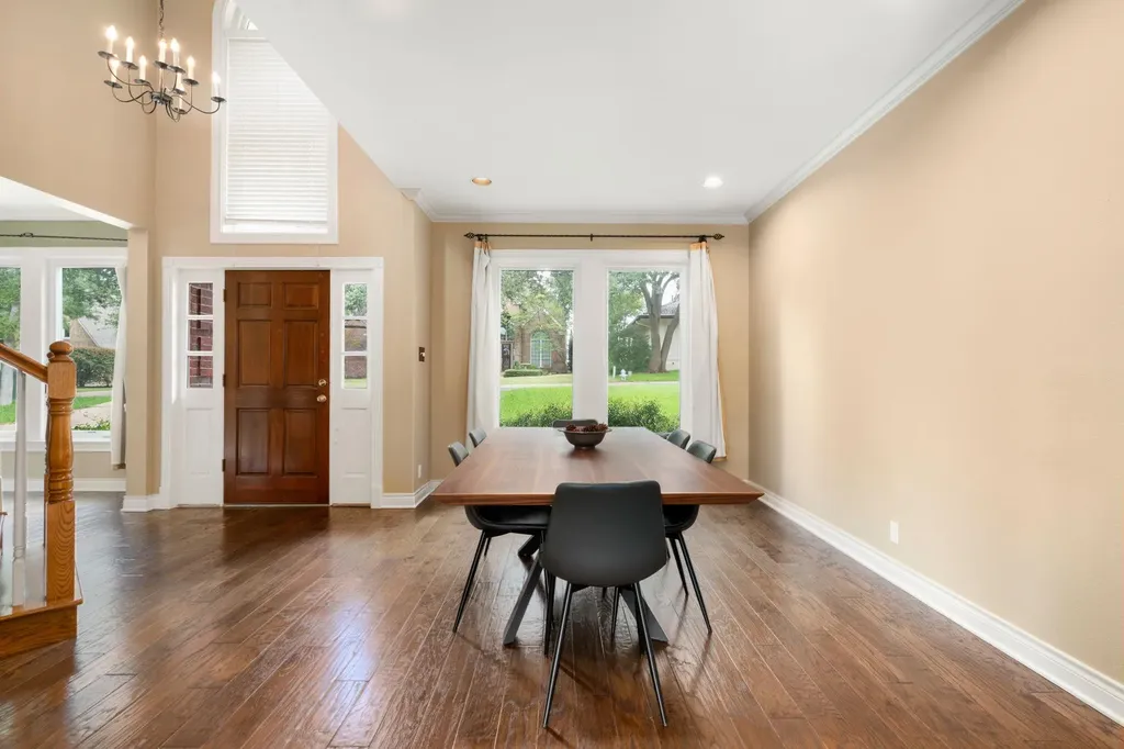 2716 Bartons Bluff Lane Austin TX 78746