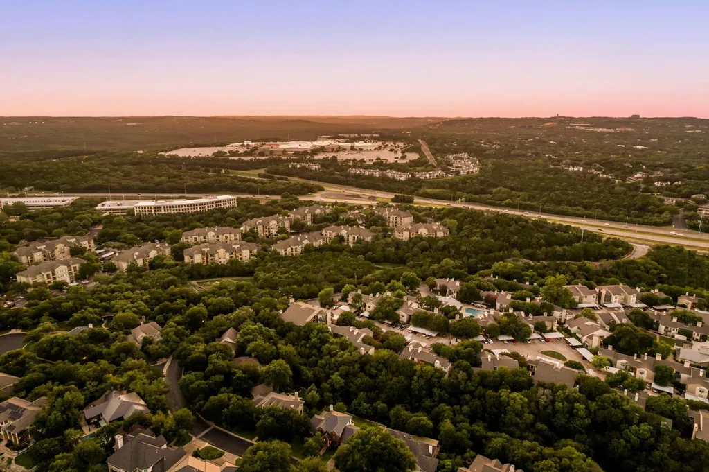 2716 Bartons Bluff Lane Austin TX 78746