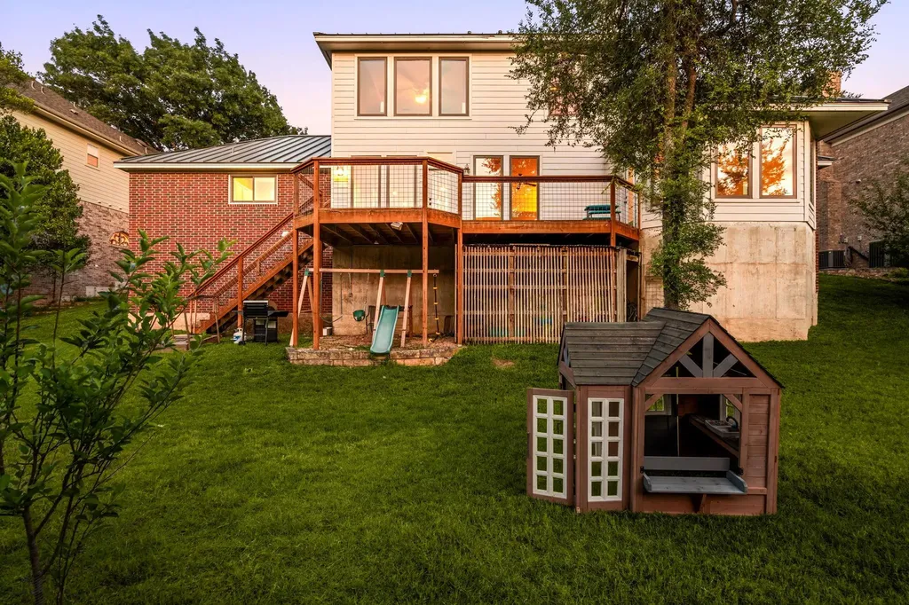 2716 Bartons Bluff Lane Austin TX 78746