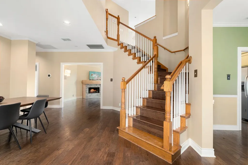 2716 Bartons Bluff Lane Austin TX 78746