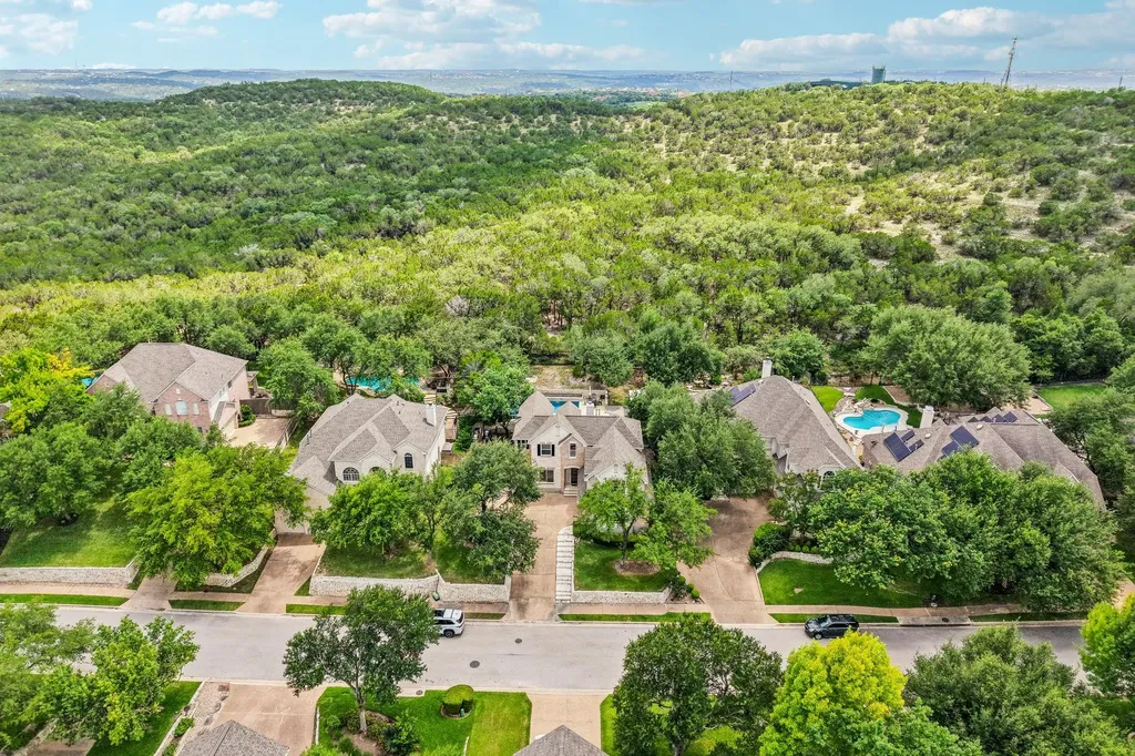 11937 Portobella Drive Austin TX 78732