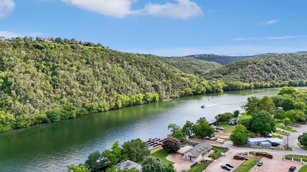 11937 Portobella Drive Austin TX 78732