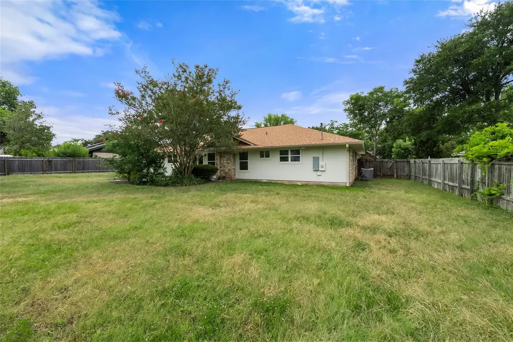 1403 Creekview Drive Round Rock TX 78681