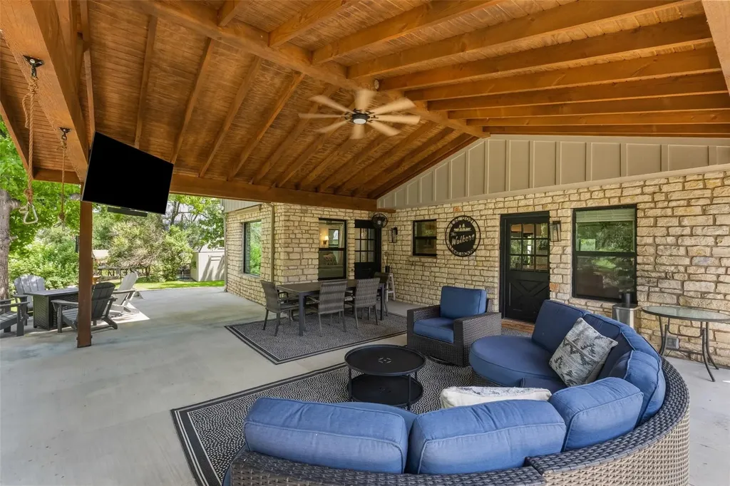 312 Mountain View Llano TX 78643