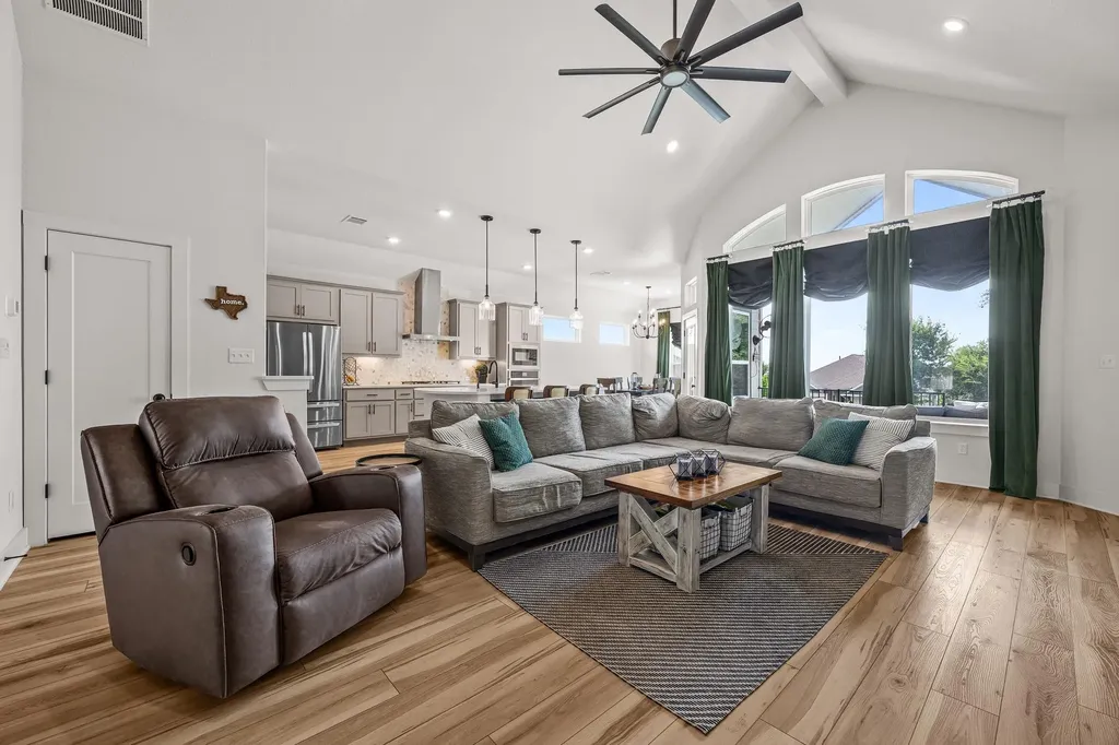 68 Rancho Trail Georgetown TX 78628