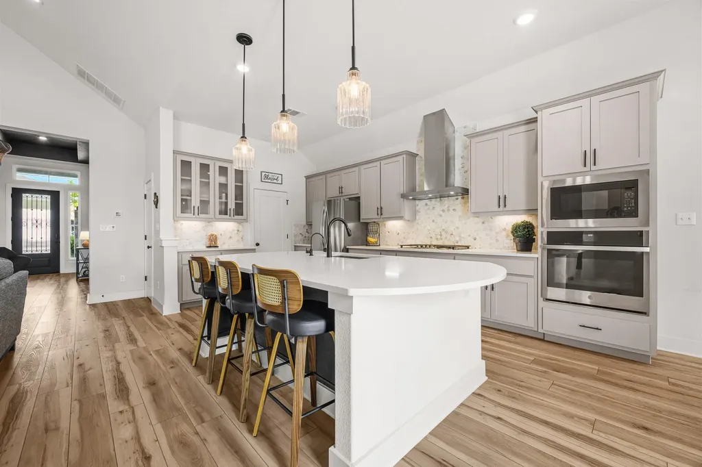68 Rancho Trail Georgetown TX 78628