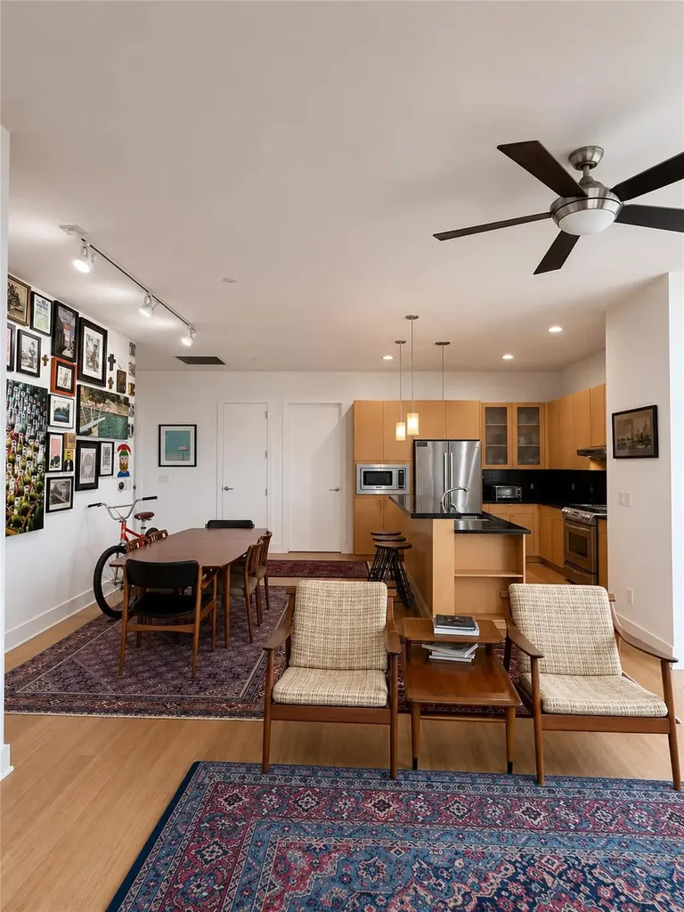555 E 5th Street Austin TX 78701