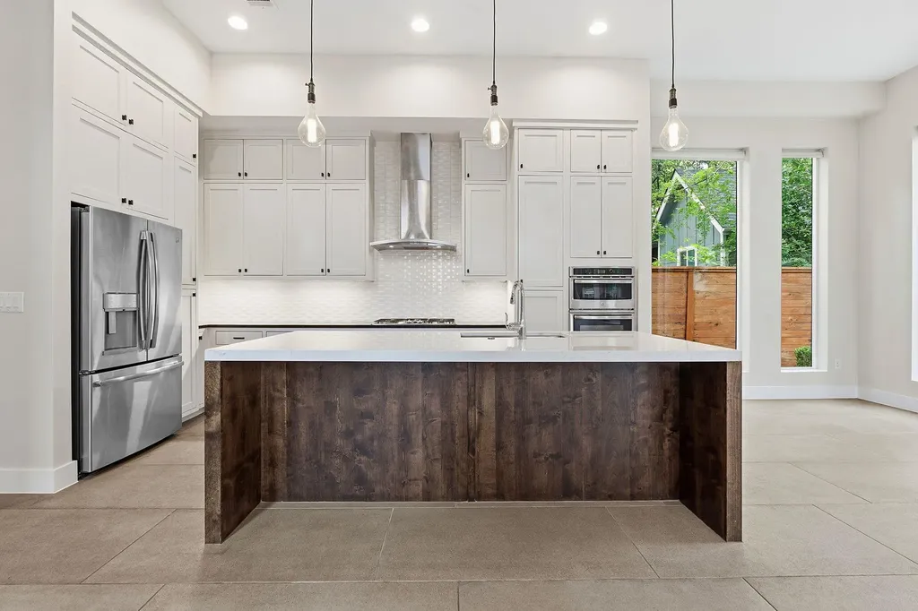 1307 Clifford Avenue Austin TX 78702