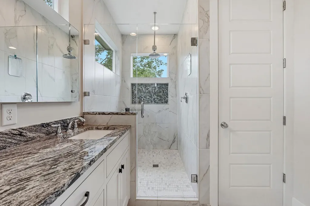 1307 Clifford Avenue Austin TX 78702