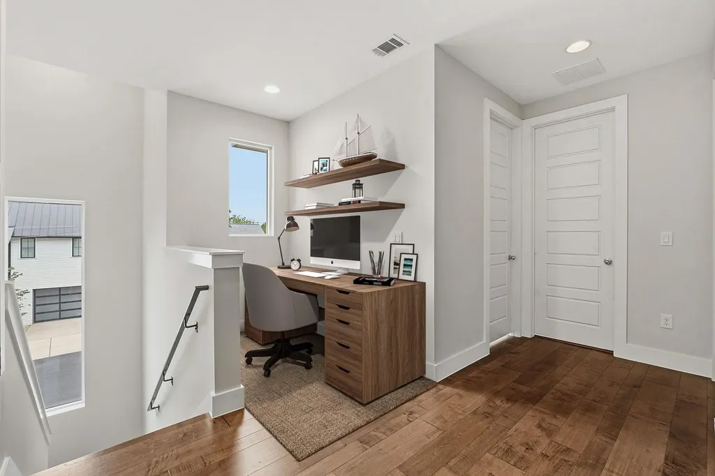 1307 Clifford Avenue Austin TX 78702