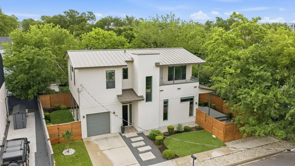 1307 Clifford Avenue Austin TX 78702