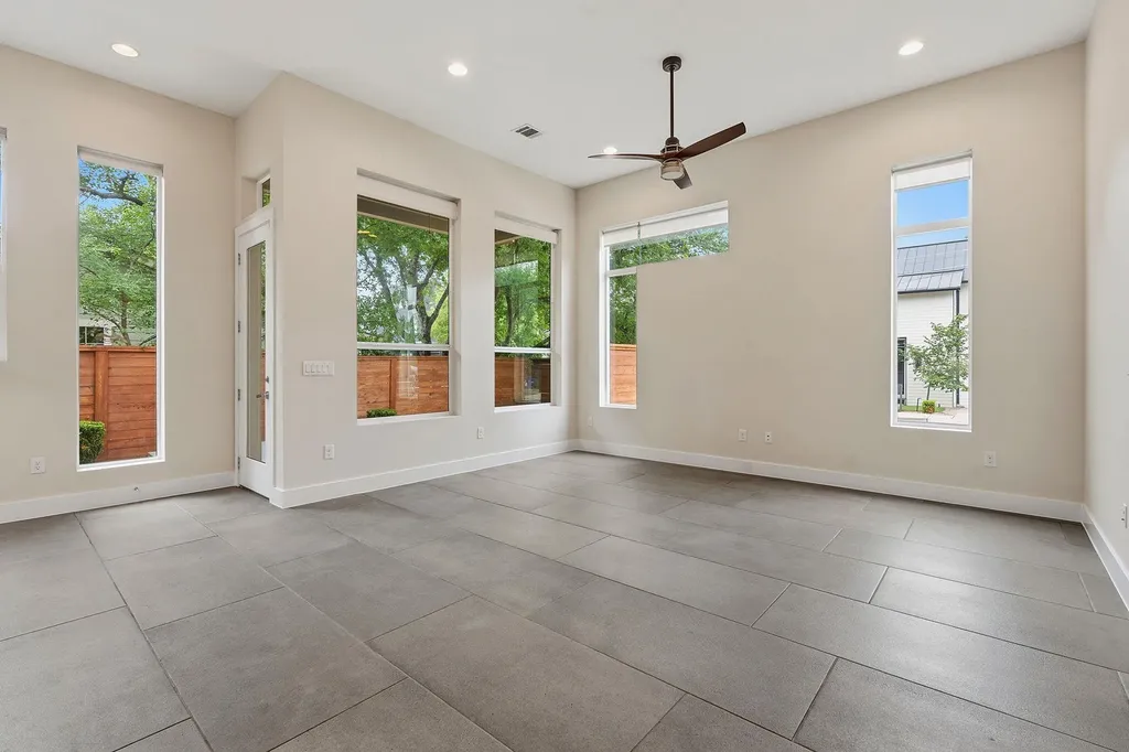 1307 Clifford Avenue Austin TX 78702