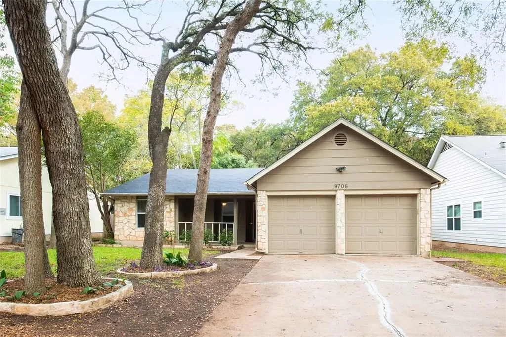 9708 Moorberry Street Austin TX 78729