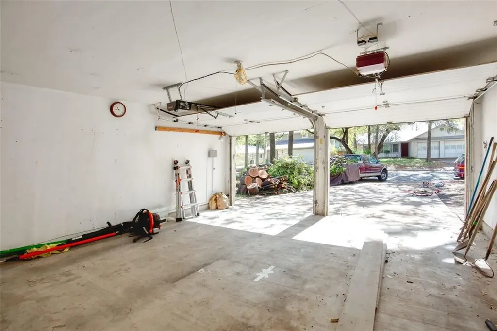 9708 Moorberry Street Austin TX 78729