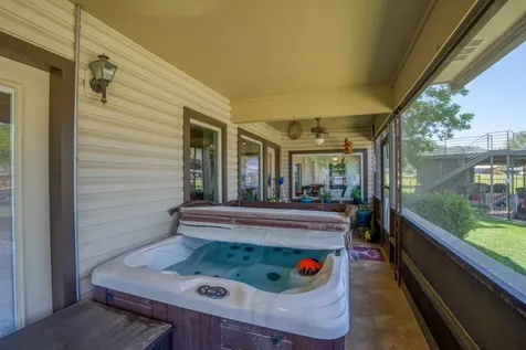 213 Lakeview Sunrise Beach TX 78643