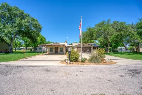 213 Lakeview Sunrise Beach TX 78643