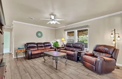 213 River Front Drive Cedar Creek TX 78612