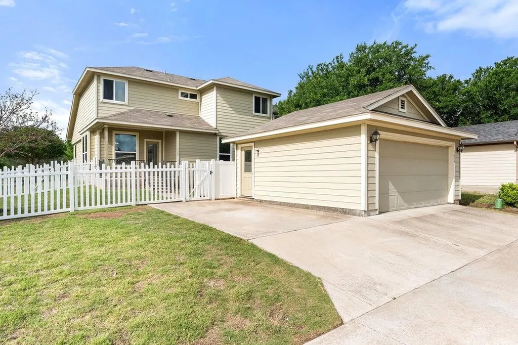 1624 Willow Vista Round Rock TX 78664