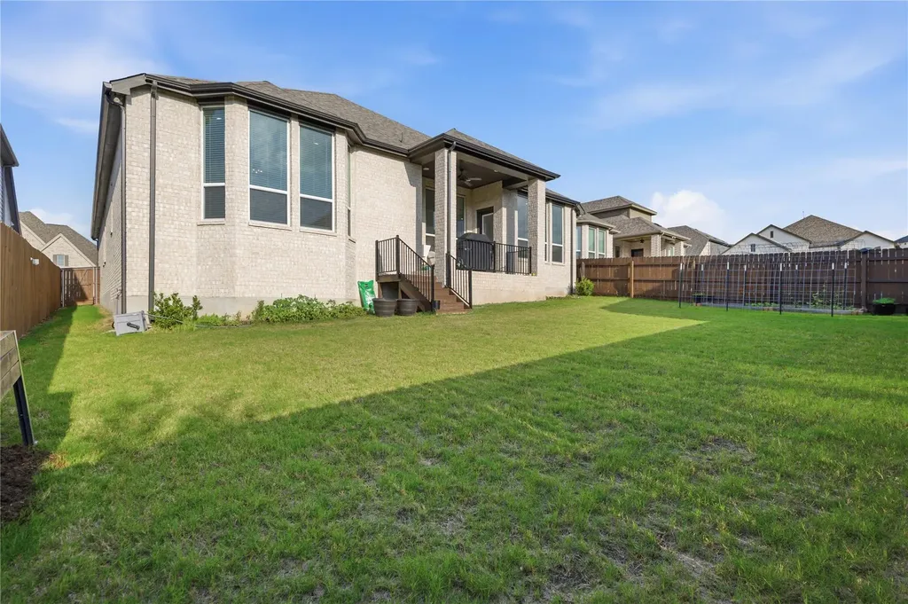 929 Mollie Mcbride Lane Leander TX 78641