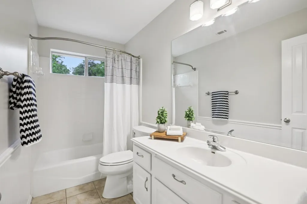 9309 Slate Creek Trail Austin TX 78717